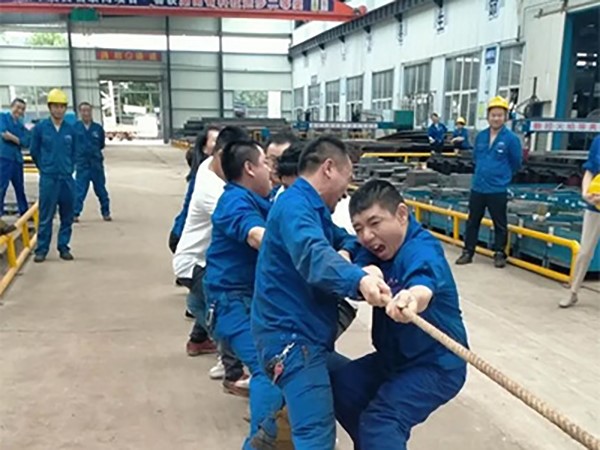 【湘潭恒欣】開展拔河比賽！